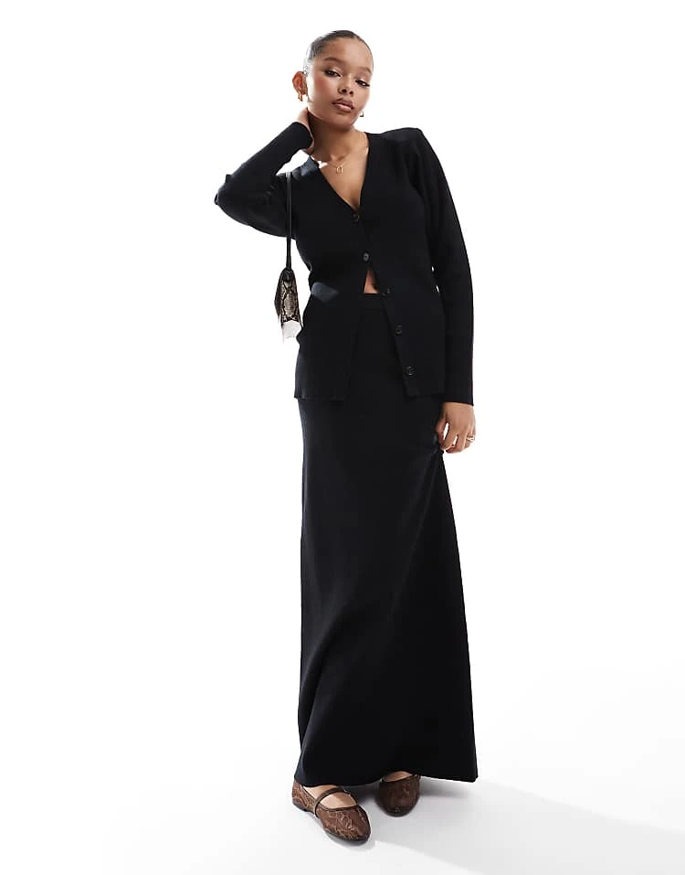 Pretty Lavish Rib Knit Co-ord In Black 3 Pretty Lavish Rib Knit Co-ord In Black