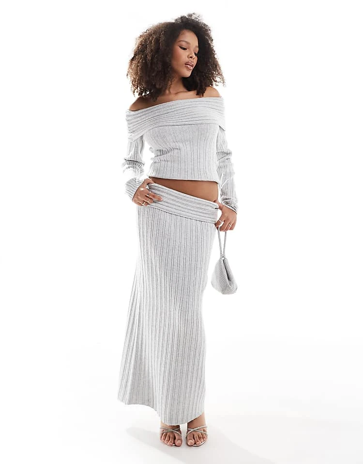 Pretty Lavish Cosy Knit Co-ord In Grey 4 Pretty Lavish Cosy Knit Co-ord In Grey - Image 2