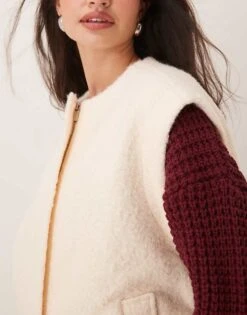 Pretty Lavish Cropped Boucle Jacket In Cream For Women -Pretty Lavi Clothing Shop 207342211 3