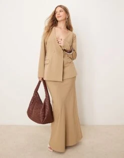 Pretty Lavish Tailored Co-ord In Camel
